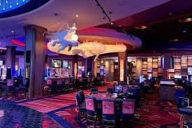 Permainan kasino virtual lengkap dengan slot, roulette, dan dealer live secara online